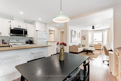 Photo 12 at 164 Sunnyside Avenue, Swansea, Toronto