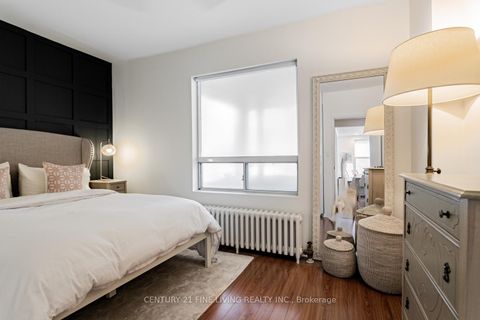 Photo 15 at 164 Sunnyside Avenue, Swansea, Toronto