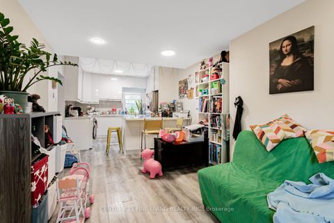 Photo 20 at 164 Sunnyside Avenue, Swansea, Toronto