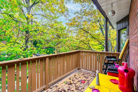 Photo 26 at 164 Sunnyside Avenue, Swansea, Toronto