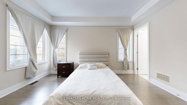 Photo 15 at 20 Settlers Field Road, Northwest Brampton, Brampton