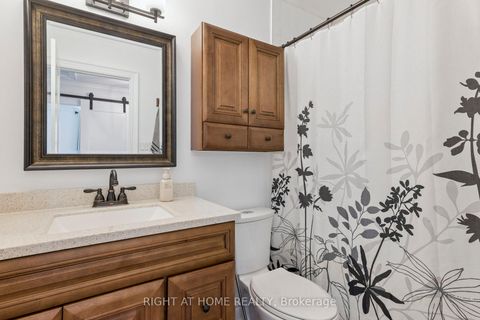 Photo 16 at 403 Chandos Court, Lakeview, Oshawa