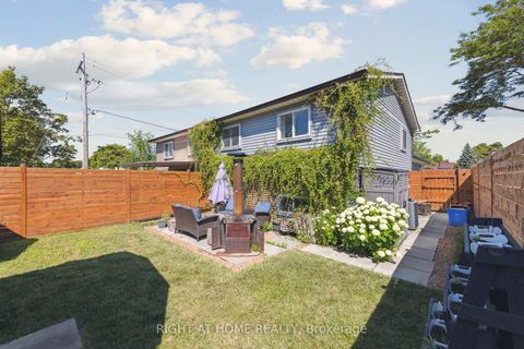 Photo 24 at 403 Chandos Court, Lakeview, Oshawa