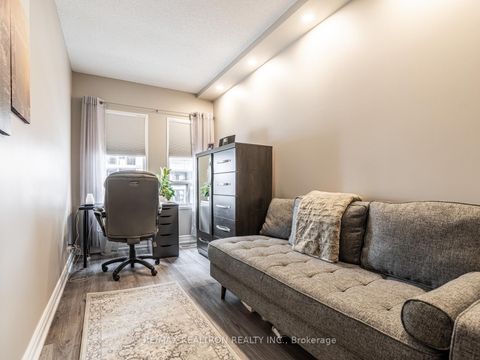 Photo 14 at 306 - 9 Greenbriar Road, Bayview Village, Toronto