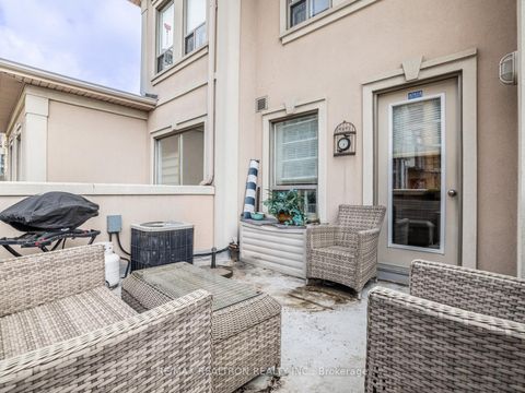 Photo 18 at 306 - 9 Greenbriar Road, Bayview Village, Toronto