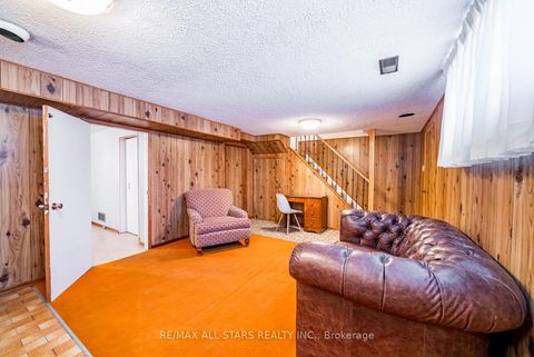 Photo 28 at 394 Osiris Drive, Crosby, Richmond Hill