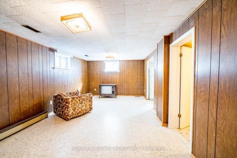 Photo 32 at 394 Osiris Drive, Crosby, Richmond Hill