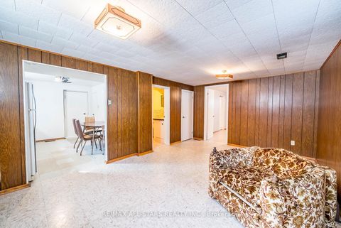 Photo 33 at 394 Osiris Drive, Crosby, Richmond Hill