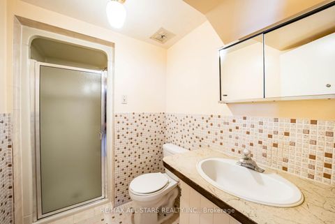 Photo 34 at 394 Osiris Drive, Crosby, Richmond Hill