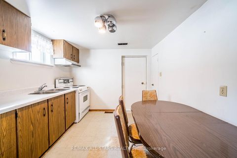 Photo 35 at 394 Osiris Drive, Crosby, Richmond Hill