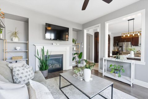 Photo 14 at 2507 Standardbred Drive, Windfields, Oshawa