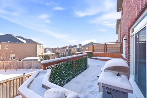 Photo 31 at 2507 Standardbred Drive, Windfields, Oshawa