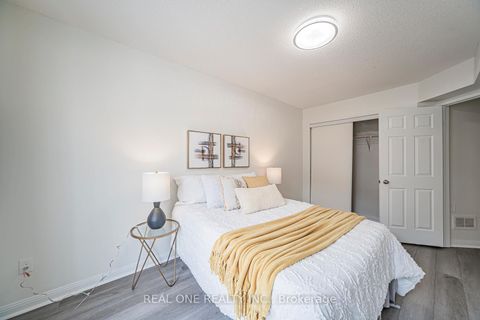 Photo 19 at 17 - 12 St Moritz Way, Unionville, Markham