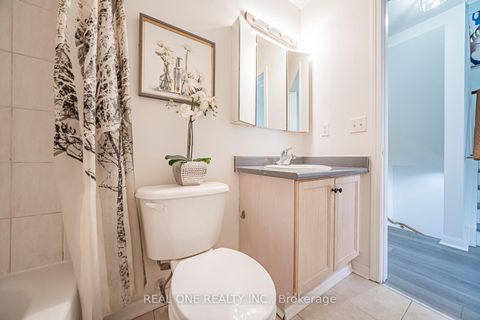 Photo 23 at 17 - 12 St Moritz Way, Unionville, Markham