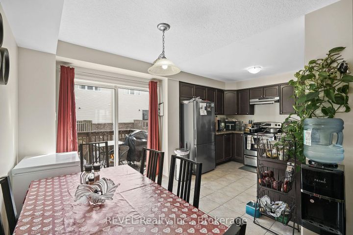 Photo 9 at 7 DORCHESTER Terrace, Stoney Creek Mountain, Hamilton