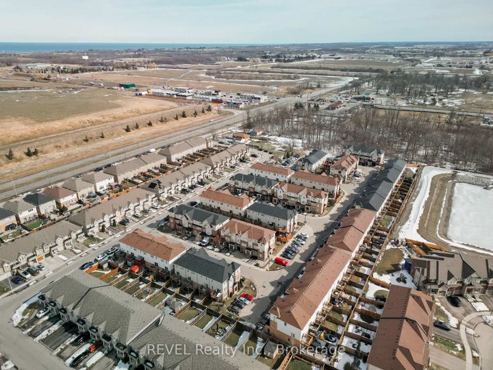 Photo 20 at 7 DORCHESTER Terrace, Stoney Creek Mountain, Hamilton