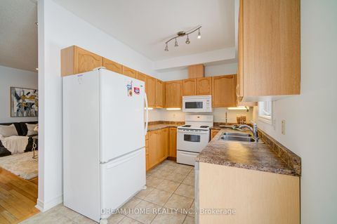 Photo 12 at 208 Tom Taylor Crescent, Summerhill Estates, Newmarket