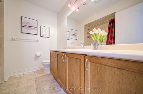 Photo 26 at 208 Tom Taylor Crescent, Summerhill Estates, Newmarket