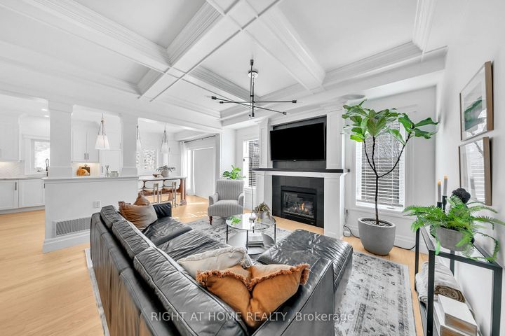 Photo 8 at 3342 Moses Way, Alton, Burlington