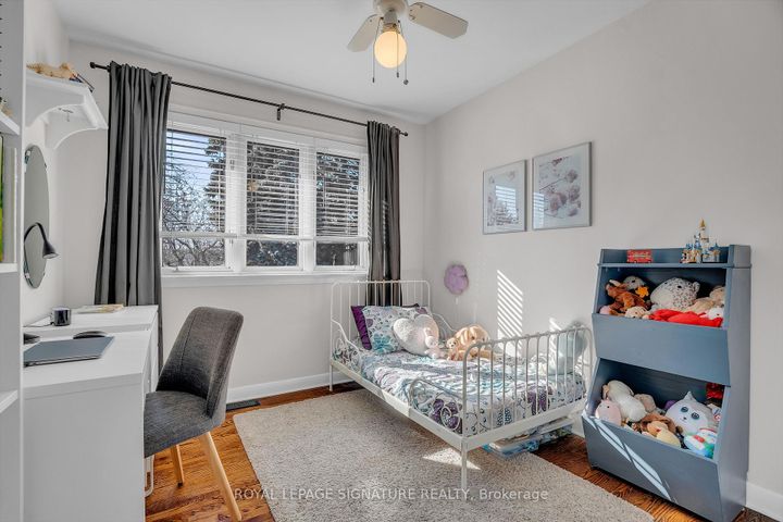 Photo 26 at 142 Three Valleys Drive, Donalda, Toronto