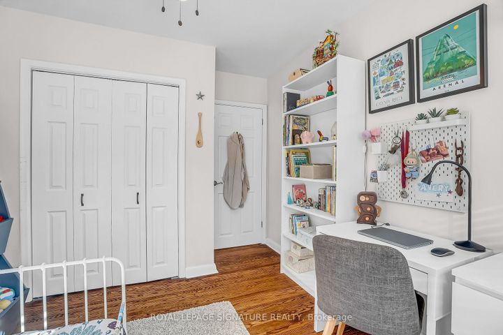 Photo 28 at 142 Three Valleys Drive, Donalda, Toronto