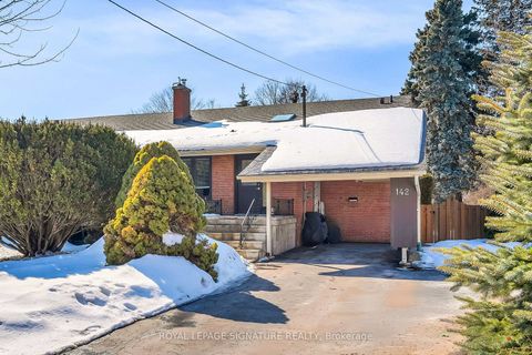 Photo 0 at 142 Three Valleys Drive, Donalda, Toronto