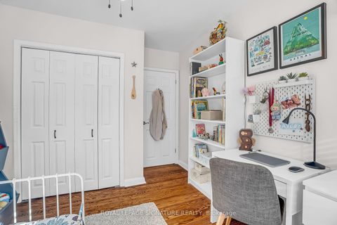 Photo 28 at 142 Three Valleys Drive, Donalda, Toronto