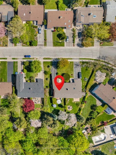 Photo 46 at 142 Three Valleys Drive, Donalda, Toronto