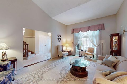 Photo 4 at 38 Gilbank Drive, Aurora Heights, Aurora