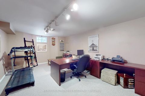 Photo 41 at 38 Gilbank Drive, Aurora Heights, Aurora