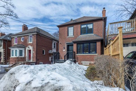 Photo 2 at 66 Willowbank Boulevard, Lawrence Park South, Toronto