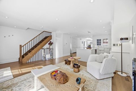 Photo 7 at 66 Willowbank Boulevard, Lawrence Park South, Toronto