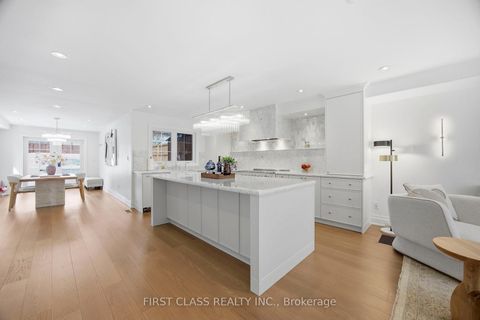 Photo 10 at 66 Willowbank Boulevard, Lawrence Park South, Toronto