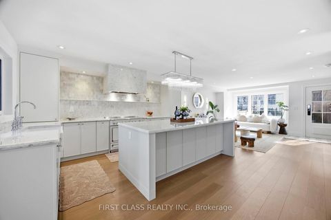 Photo 11 at 66 Willowbank Boulevard, Lawrence Park South, Toronto