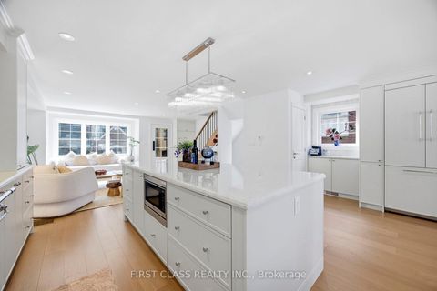 Photo 14 at 66 Willowbank Boulevard, Lawrence Park South, Toronto