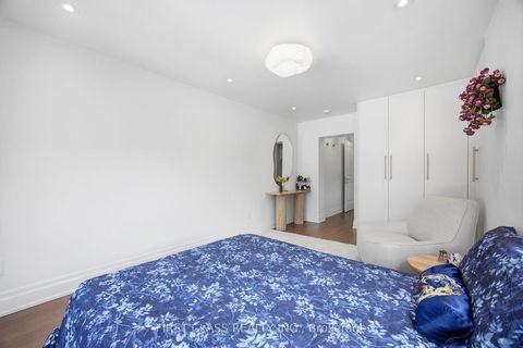 Photo 34 at 66 Willowbank Boulevard, Lawrence Park South, Toronto