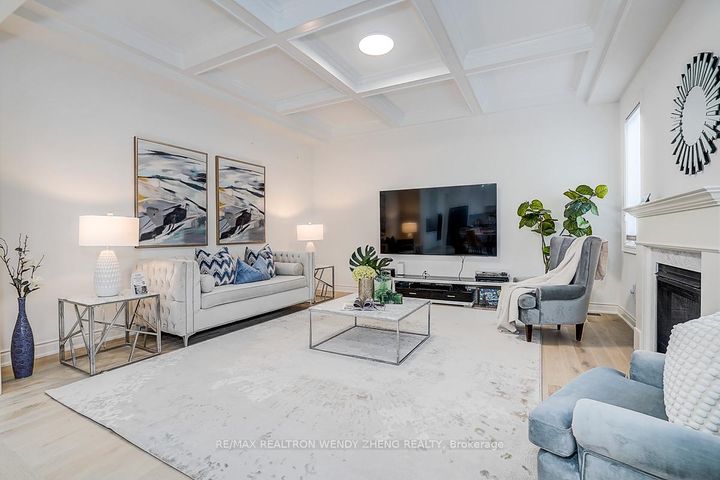 Photo 6 at 72 Current Drive, Rural Richmond Hill, Richmond Hill