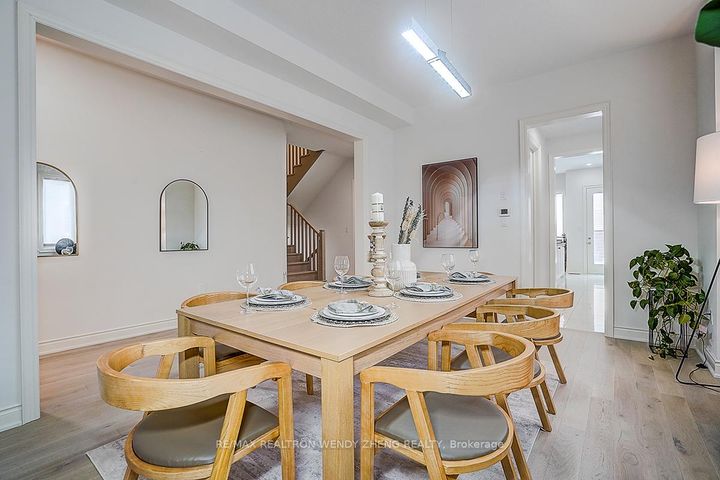 Photo 8 at 72 Current Drive, Rural Richmond Hill, Richmond Hill