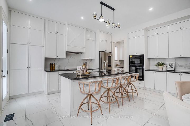 Photo 16 at 72 Current Drive, Rural Richmond Hill, Richmond Hill