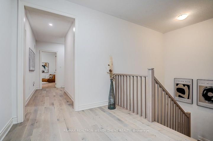 Photo 23 at 72 Current Drive, Rural Richmond Hill, Richmond Hill