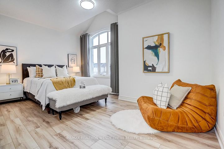 Photo 31 at 72 Current Drive, Rural Richmond Hill, Richmond Hill