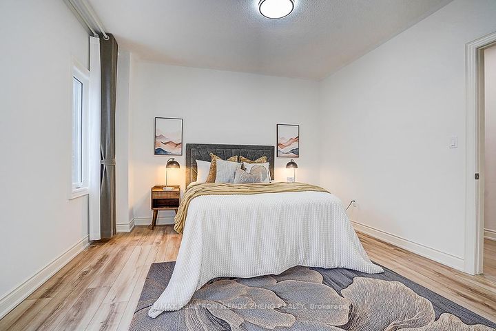 Photo 39 at 72 Current Drive, Rural Richmond Hill, Richmond Hill