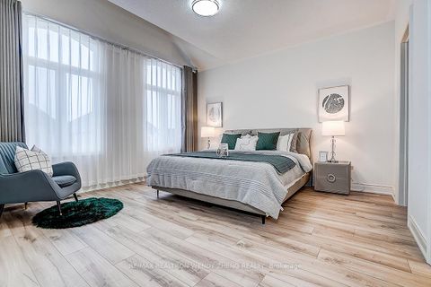 Photo 34 at 72 Current Drive, Rural Richmond Hill, Richmond Hill