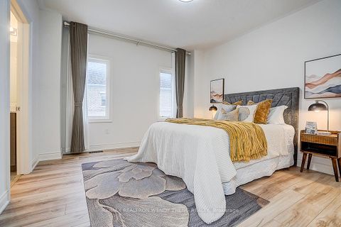 Photo 38 at 72 Current Drive, Rural Richmond Hill, Richmond Hill