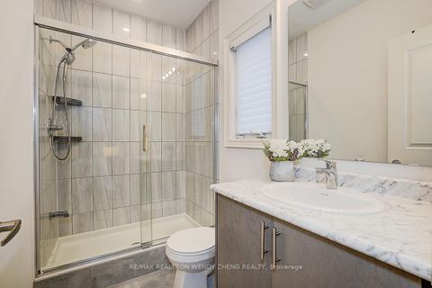 Photo 40 at 72 Current Drive, Rural Richmond Hill, Richmond Hill