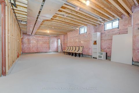 Photo 42 at 72 Current Drive, Rural Richmond Hill, Richmond Hill