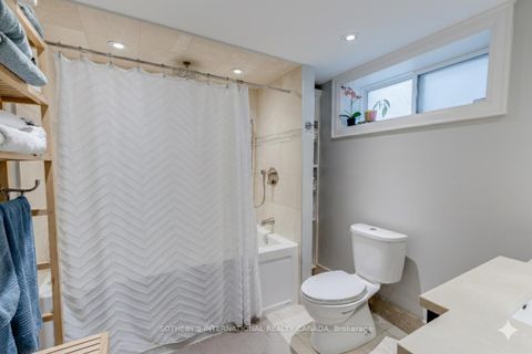 Photo 15 at 412 Wellesley Street E, South St. James Town, Toronto