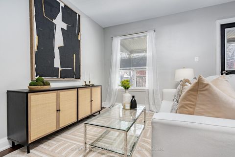 Photo 25 at 412 Wellesley Street E, South St. James Town, Toronto