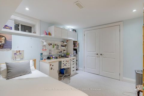 Photo 17 at 412 Wellesley Street E, South St. James Town, Toronto