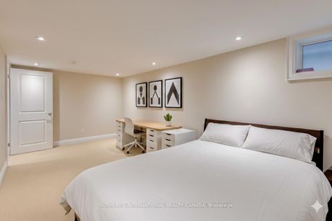 Photo 19 at 412 Wellesley Street E, South St. James Town, Toronto